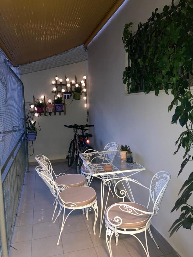 Central Kalamata Cozy Apartment Экстерьер фото